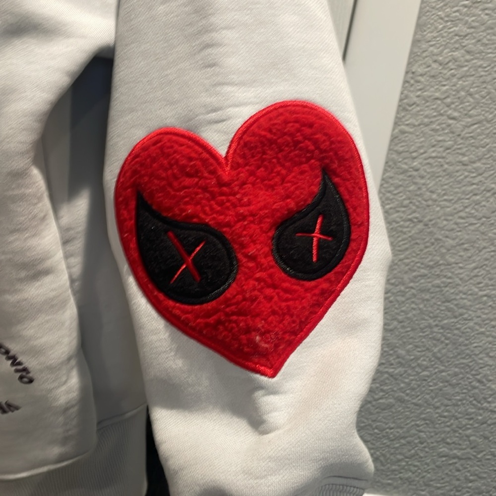 Venque Pullover Sweatshirt Light Gray Excellent C… - image 4